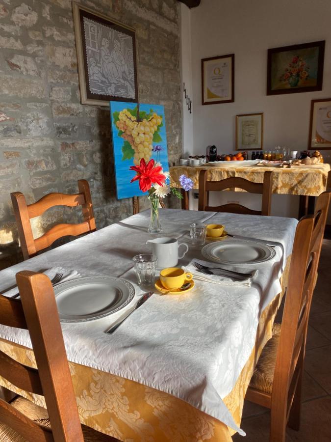 Agriturismo Pian Del Duca Vesime Eksteriør bilde
